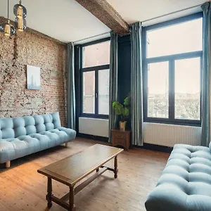 Charming Two-bedroom River Side , Antwerpen België