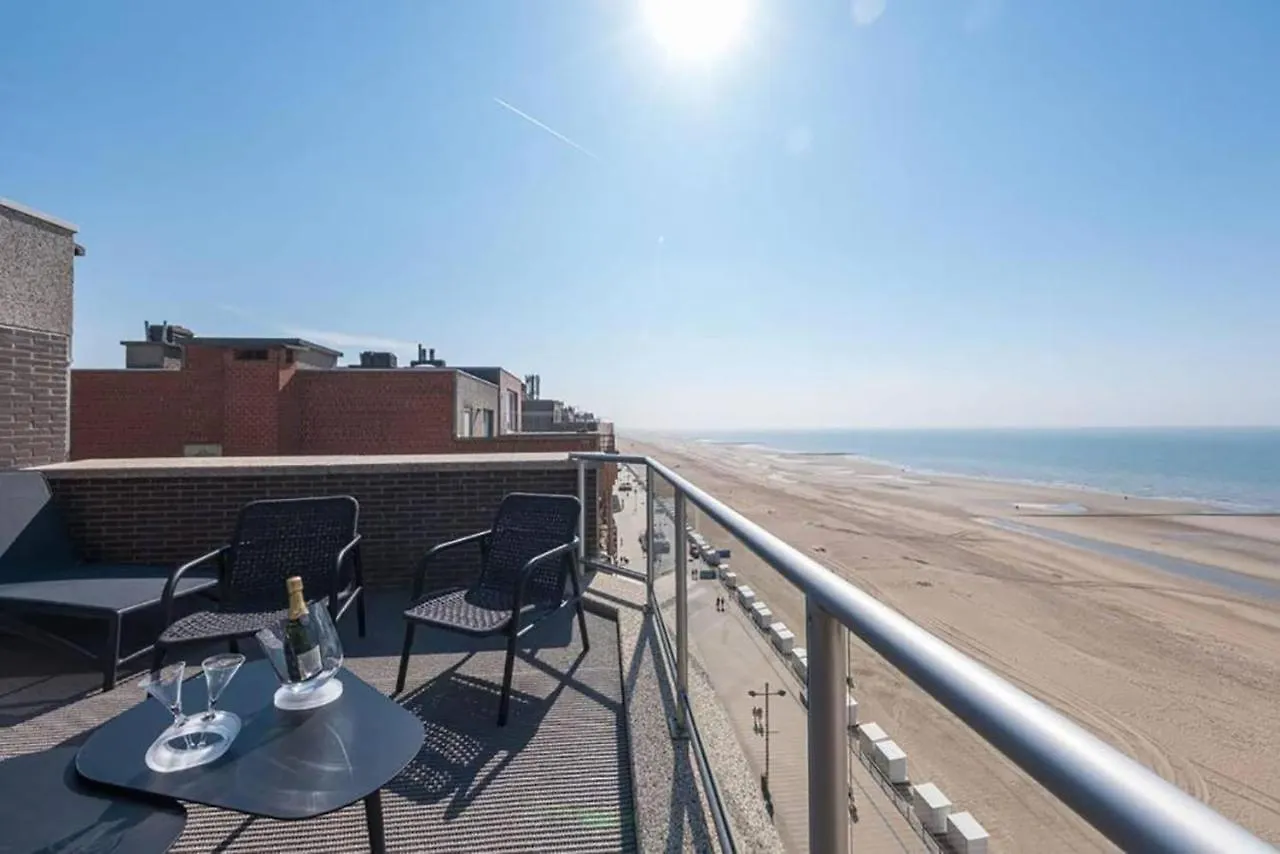 Fraval - Beachfront Apartment With Sea Views In Middelkerke Belgio